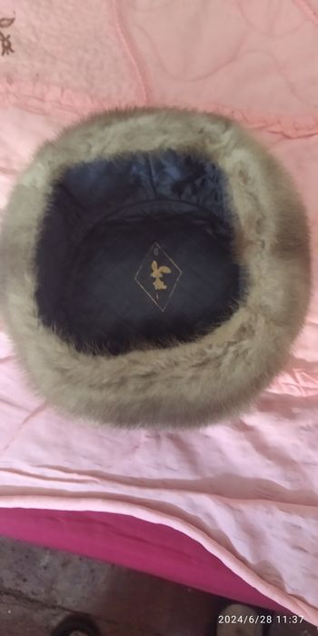 продам норковую новую шапку.