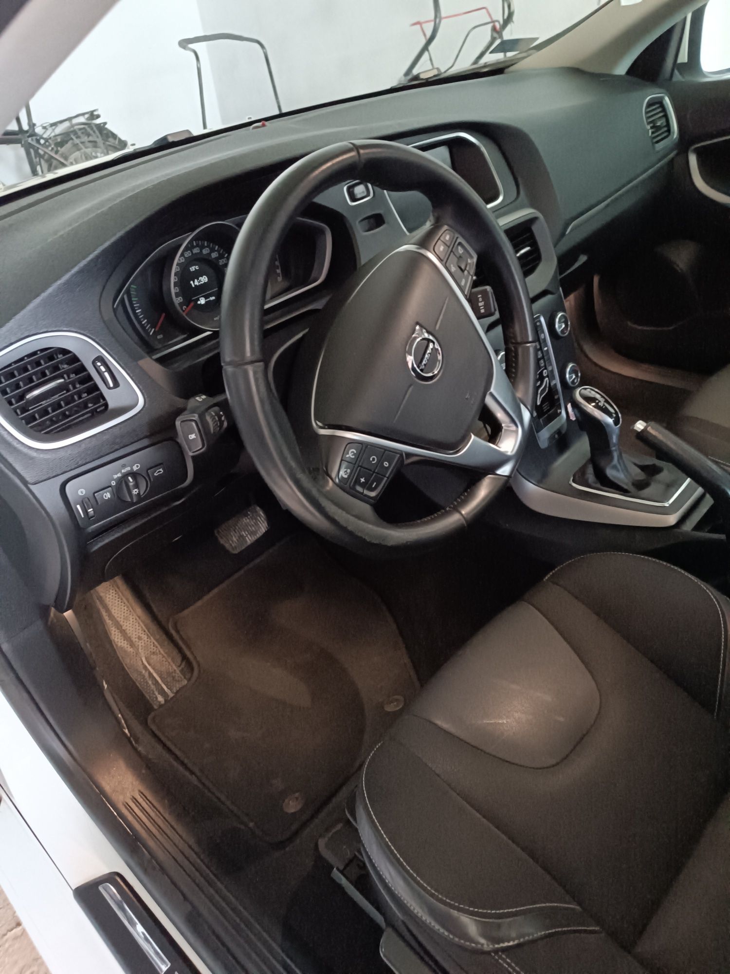 Sprzedam Volvo V40