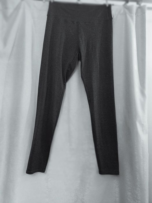 Leginsy sportowe wysoki stan modelujące