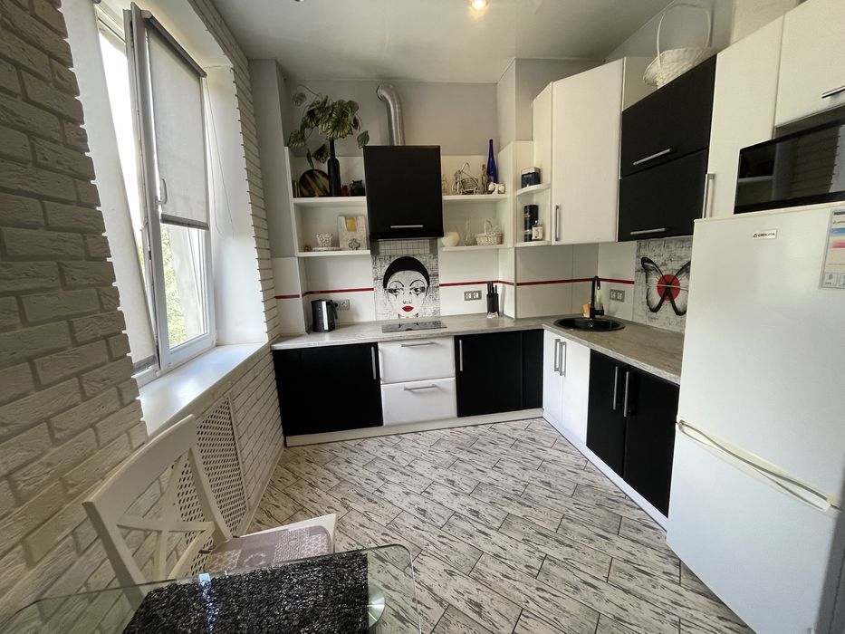 Квартира-студія люкс на пр Гагаріна