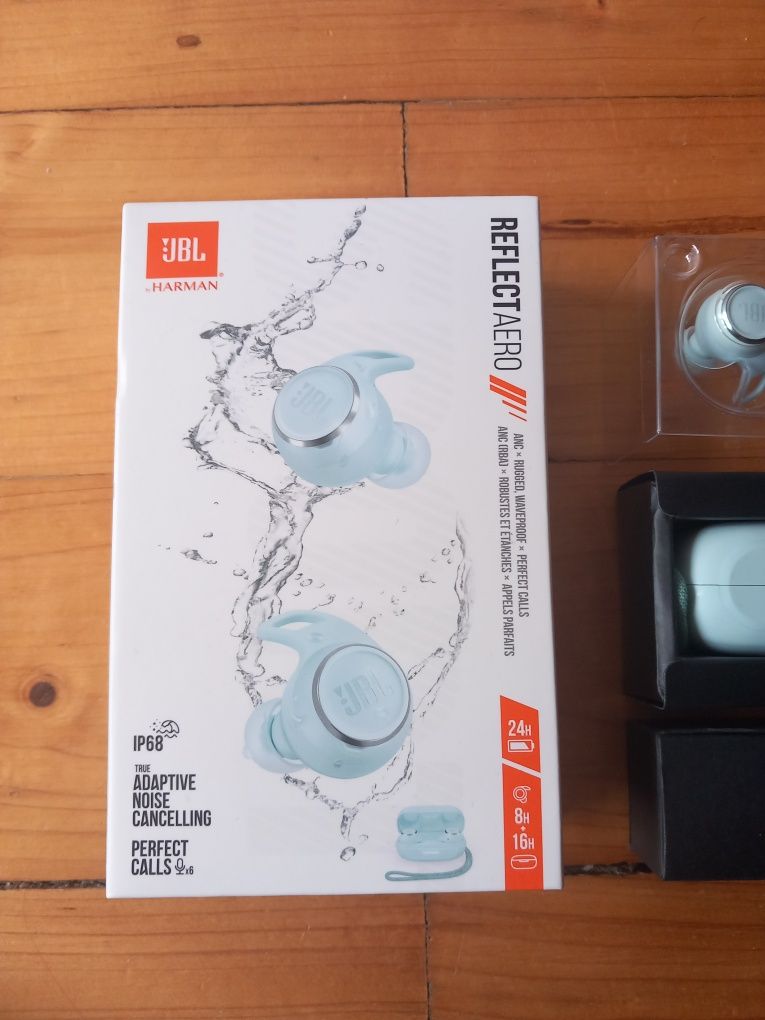 JBL ReflectAreo IP68