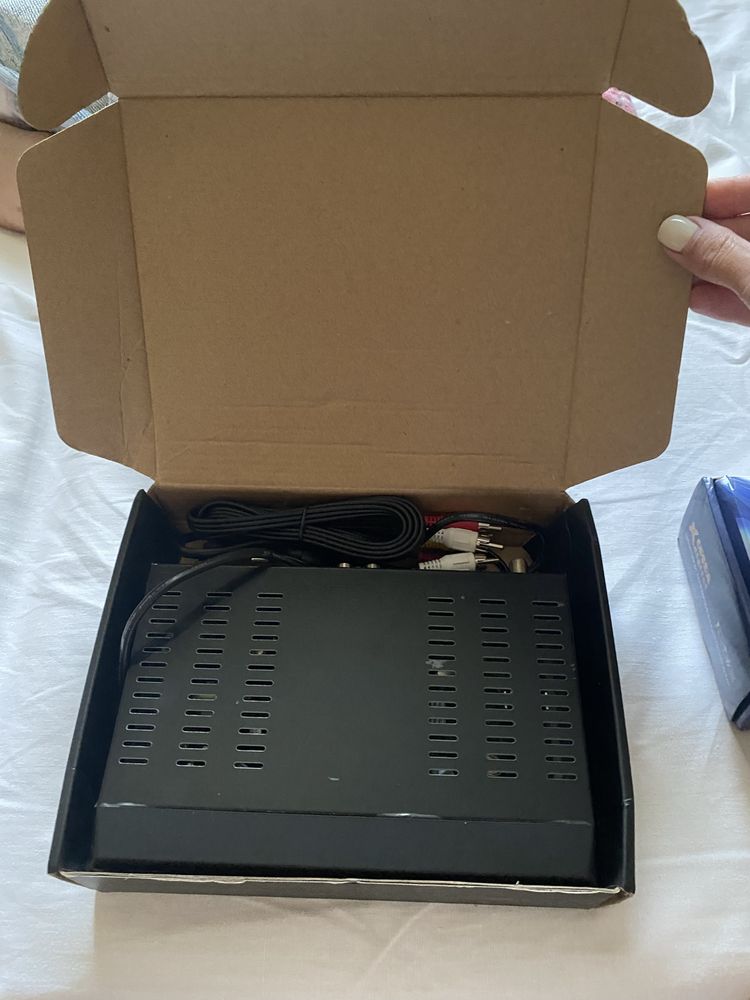 цифровий супутниковий ресивер Orton 4100C NEW