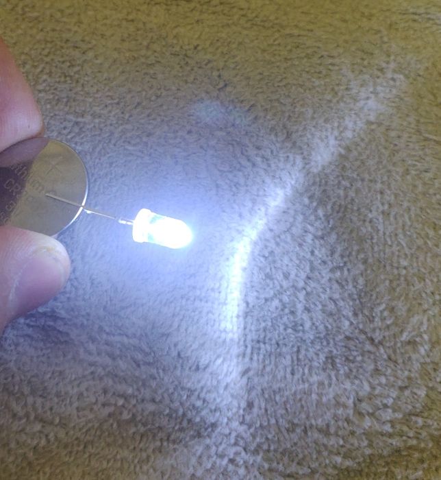Яркие светодиоды на 3V для автономного освещения, цена за 10 шт.