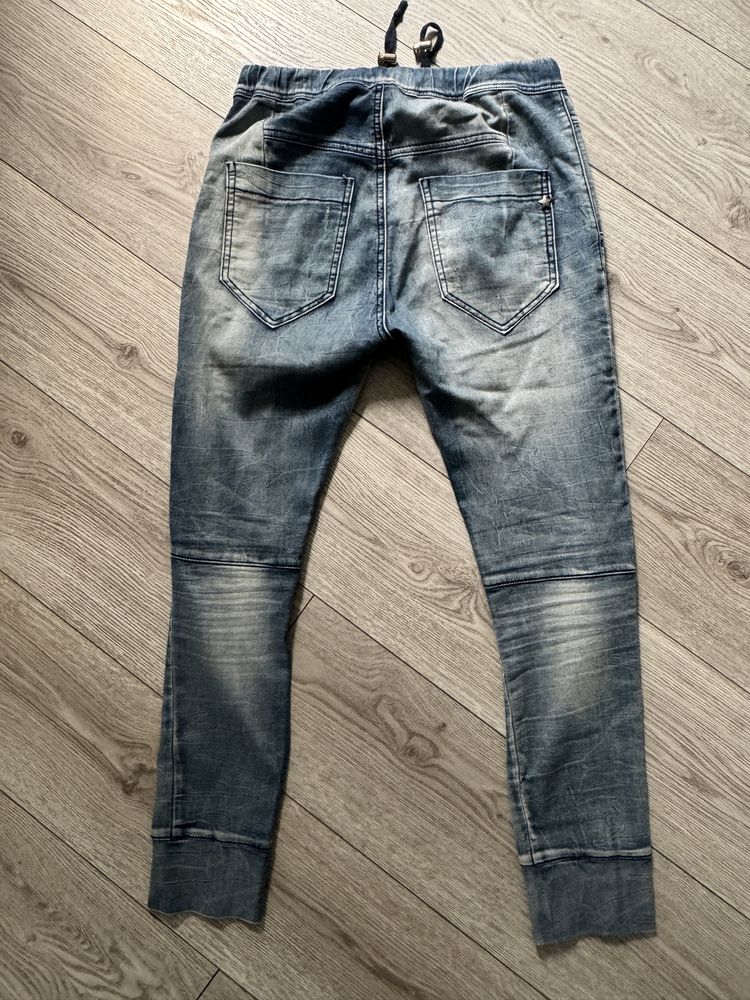 Damskie spodnie joggery