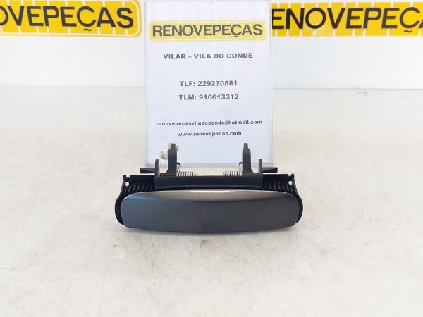 Puxador porta frente direita AUDI A3 (8P1)