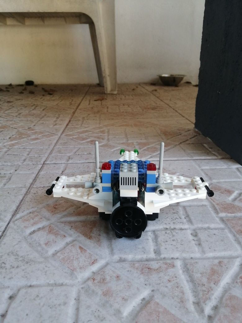 Lego space 6890 impecável