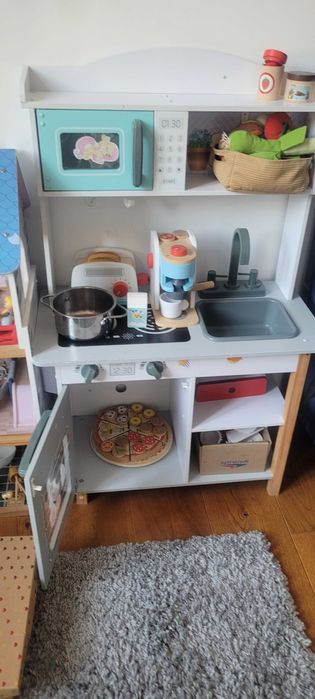 Kuchenka plus akcesoria dlq dziecka