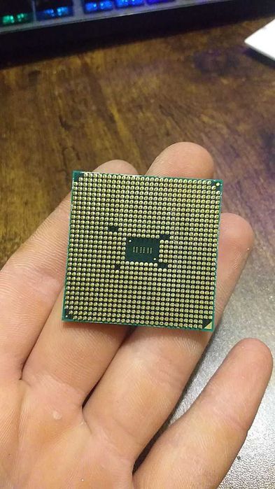 Процесор AMD Athlon X4 840, FM2+