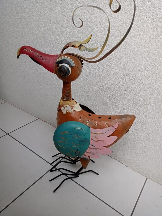 Ptak metalowy do ogrodu