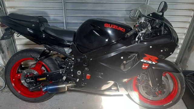 Części Suzuki GSX-R 600 GSXR Rok 2002