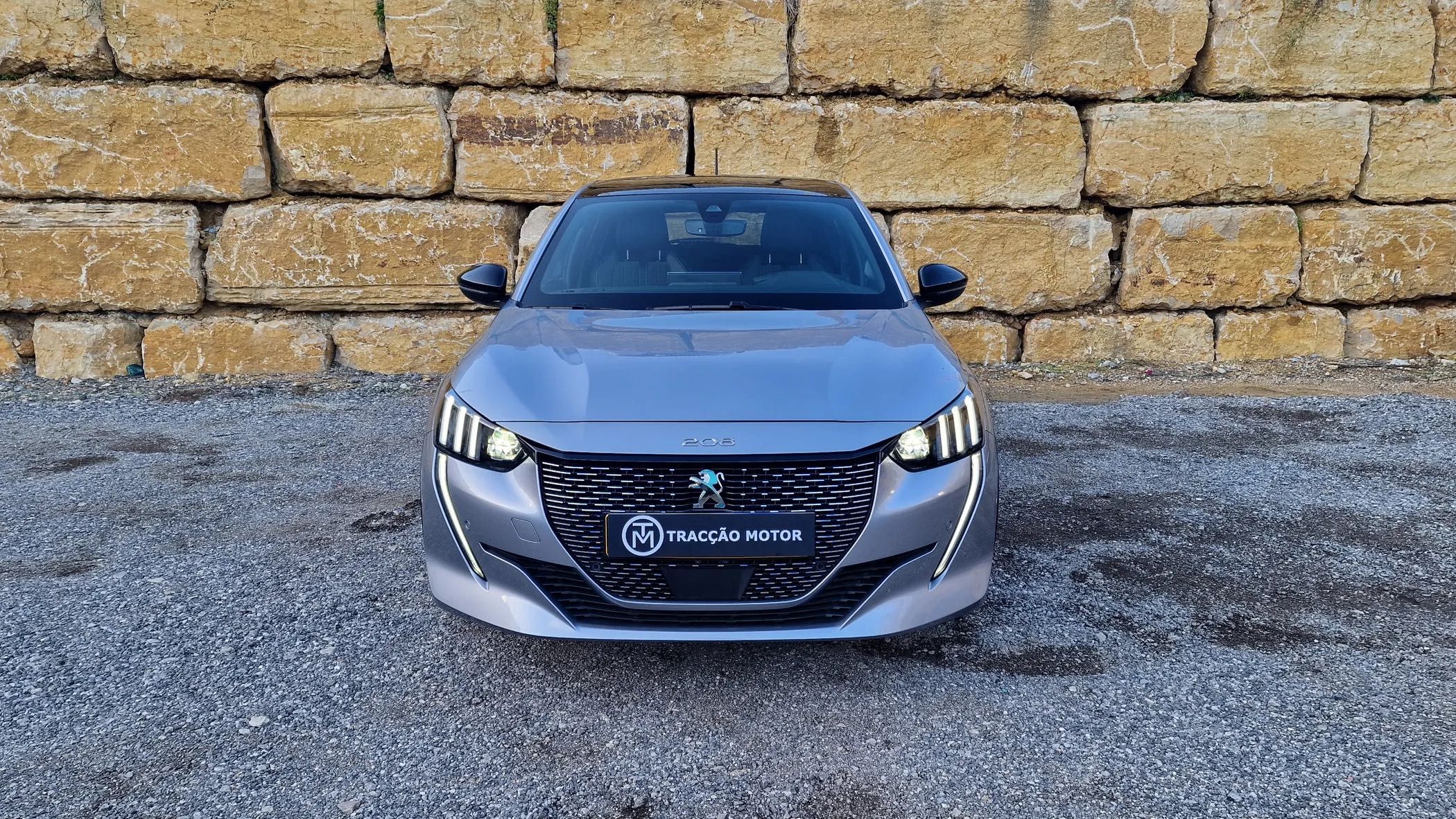 Procura Motorista TVDE Pegeout E 208 eléctrico