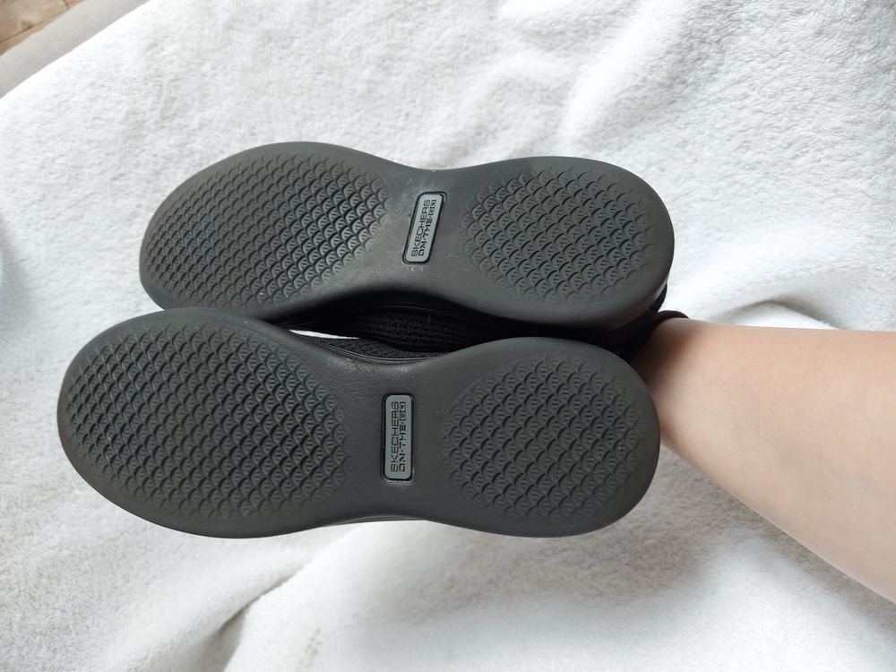 Мокасины слипоны skechers on the go 37p черные