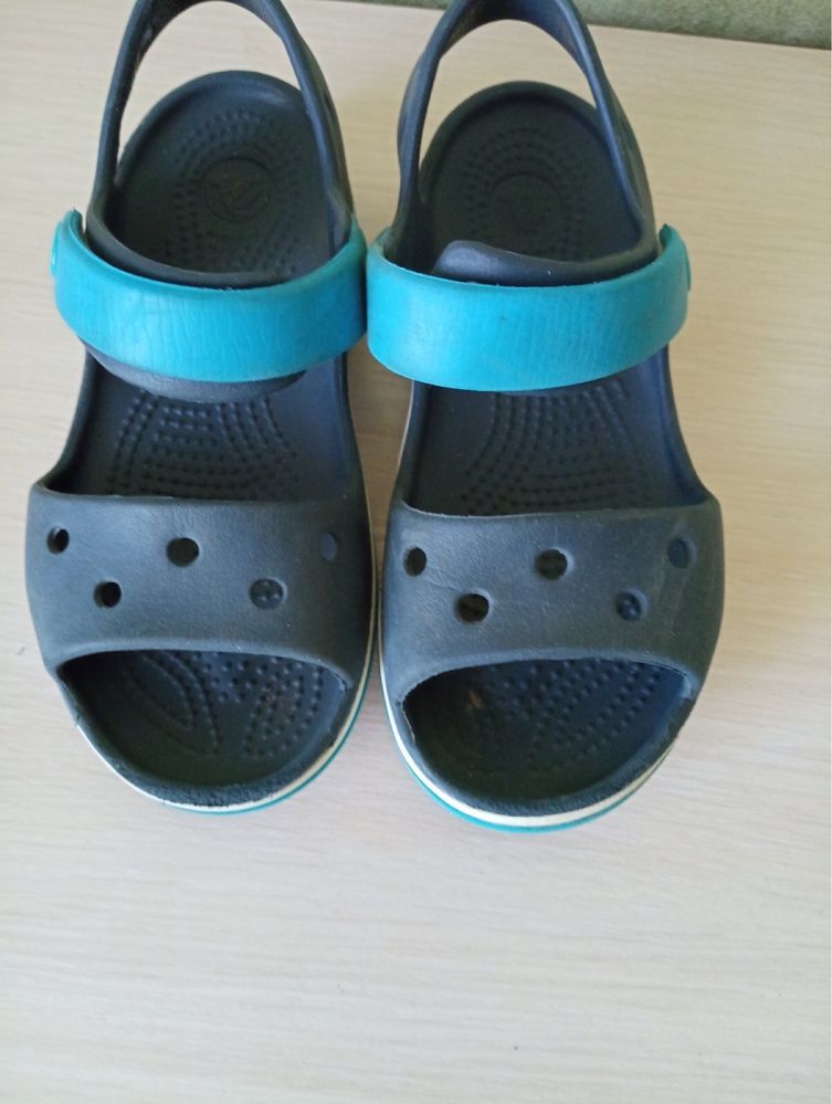 Босоніжки crocs c 11