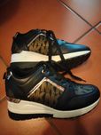 Tenis senhora MK