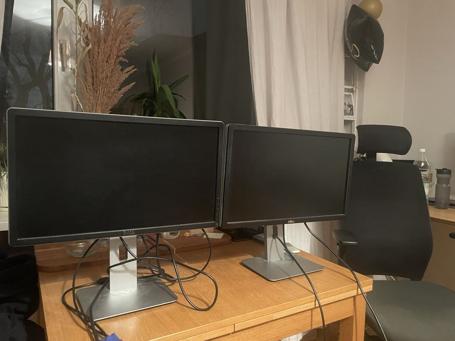 Dell 22 cale 2 monitory