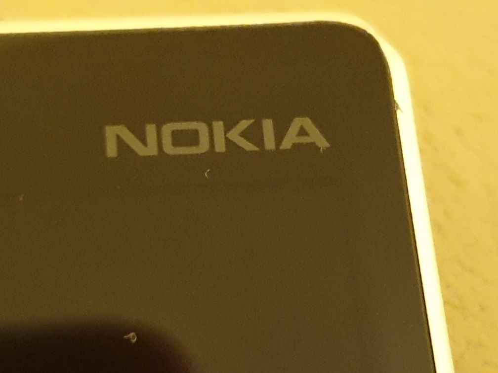 NOKIA Lumia 930 z systemem WP 8.1