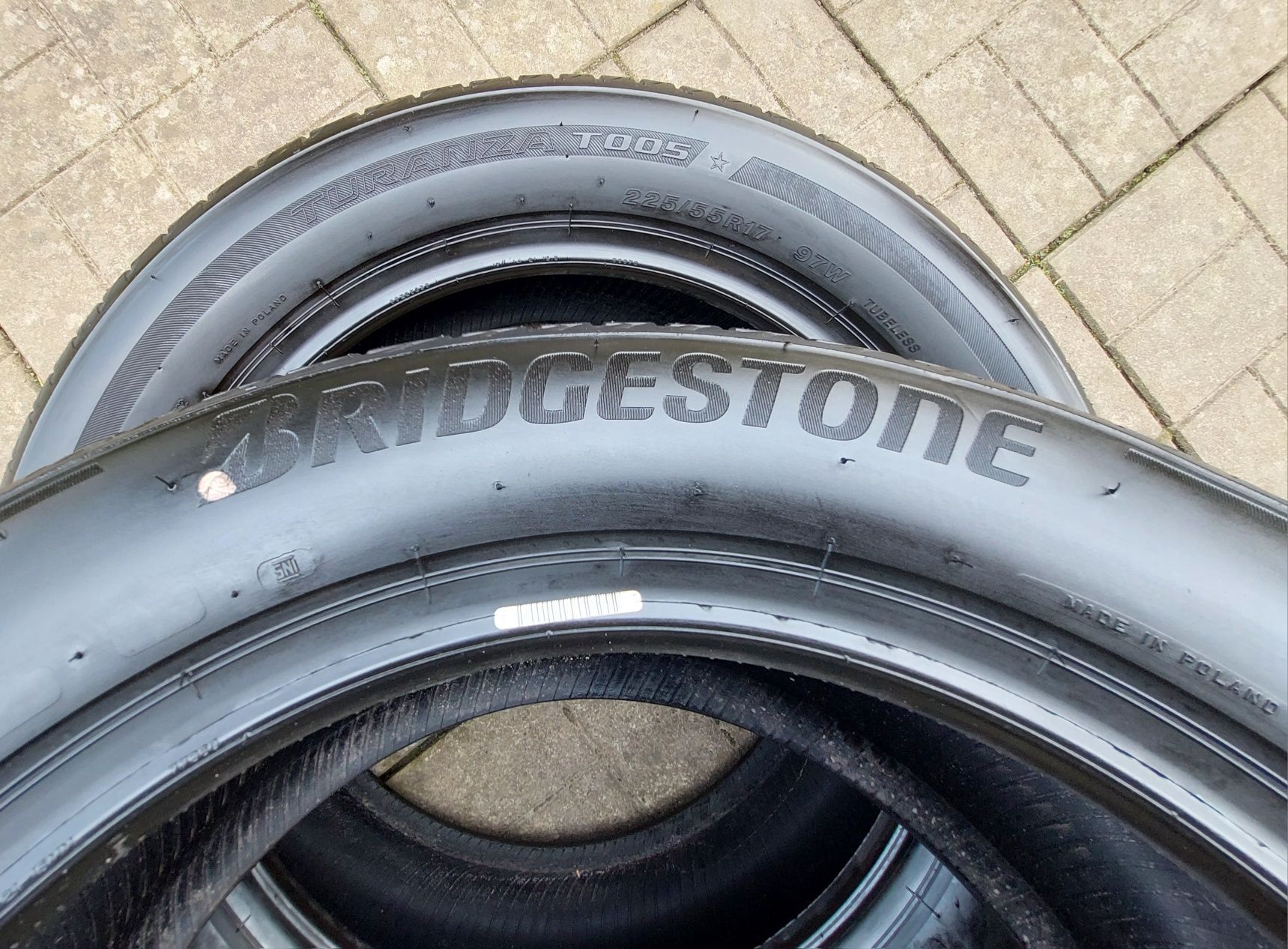 Шини 4шт Нові  r17 225-55 Bridgestone  2020рік