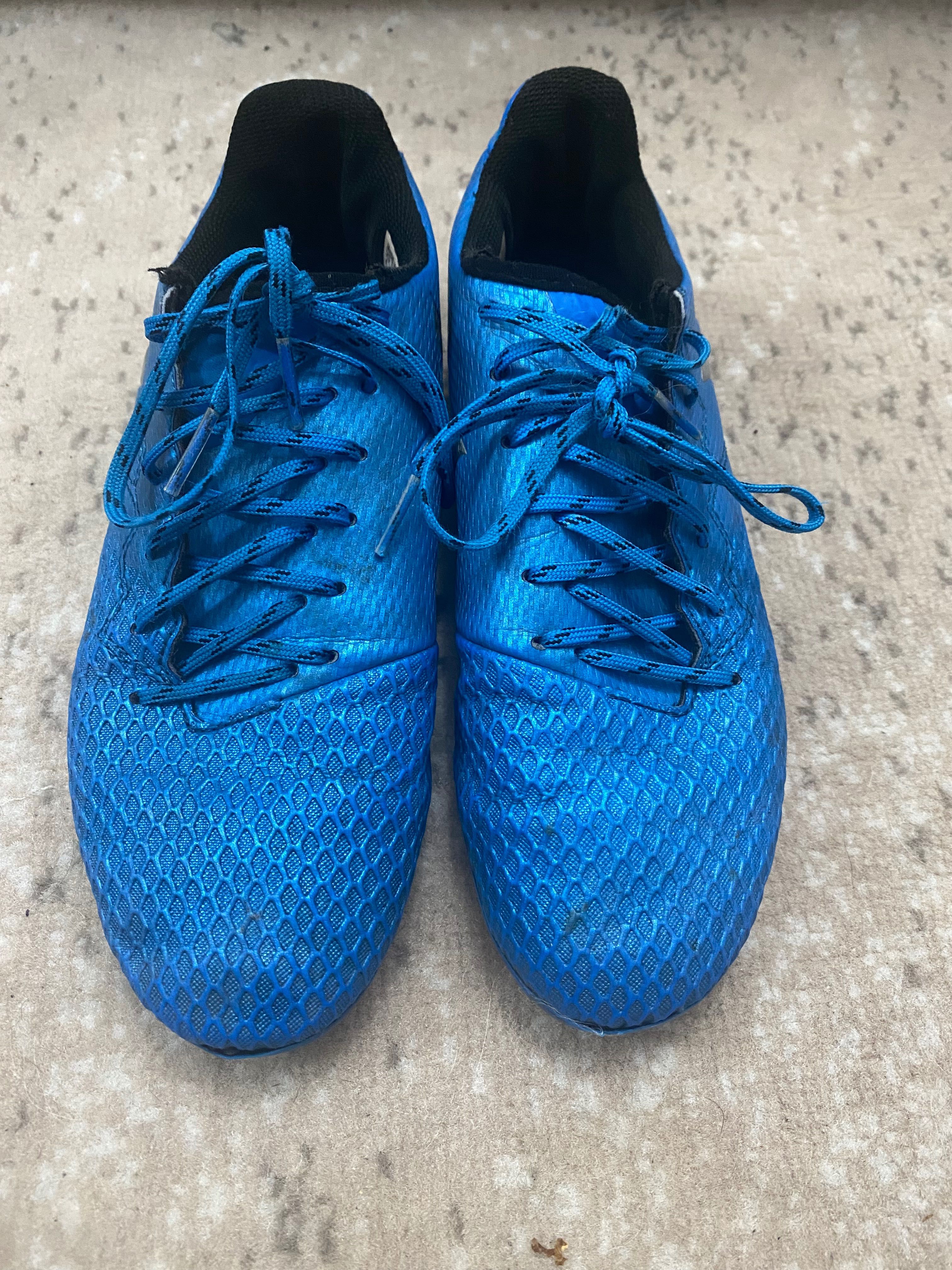 Chuteiras Adidas futebol 36