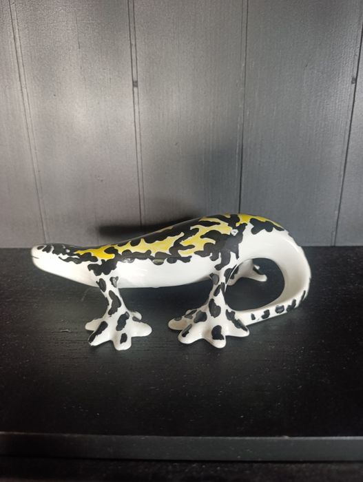 Figurka Salamandry – Zakłady Porcelany Stołowej „Wałbrzych”nie Ćmielów