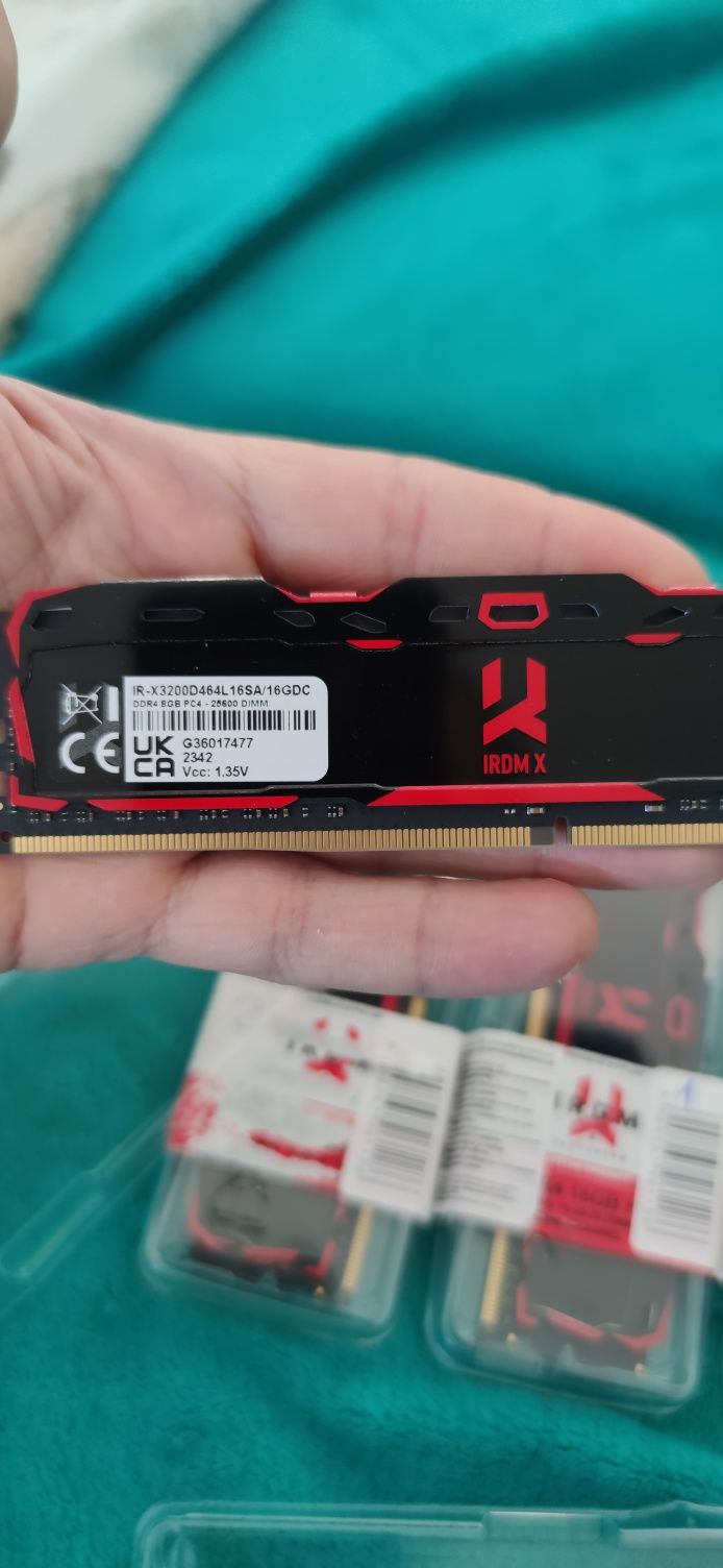 Pamięć DDR4 3200 MHz 32GB GoodRam IRDM Black