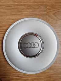 Ковпачок на диски Audi.