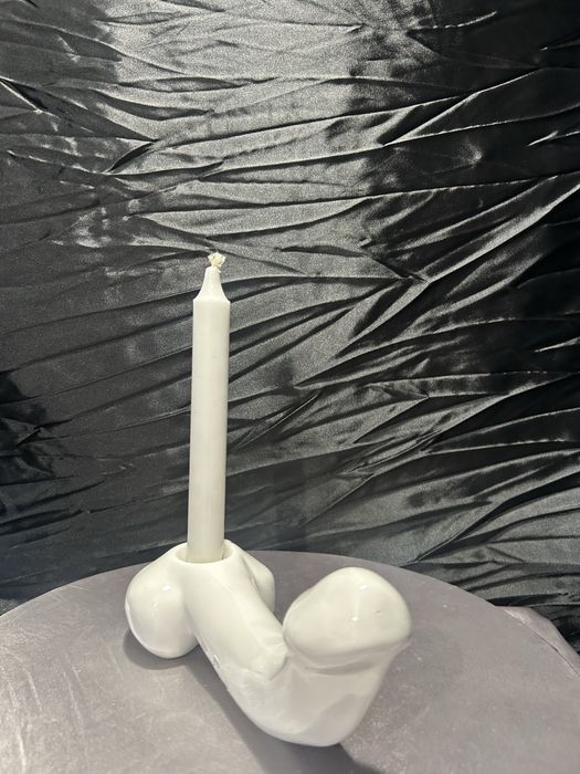 Ceramiczny świecznik o humorystycznej formie – sygnowany – 22,5 cm