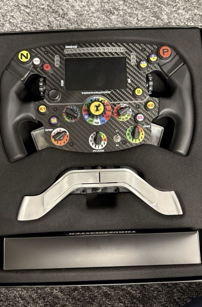Kierownica Ferrari SF1000 THRUSTMASTER