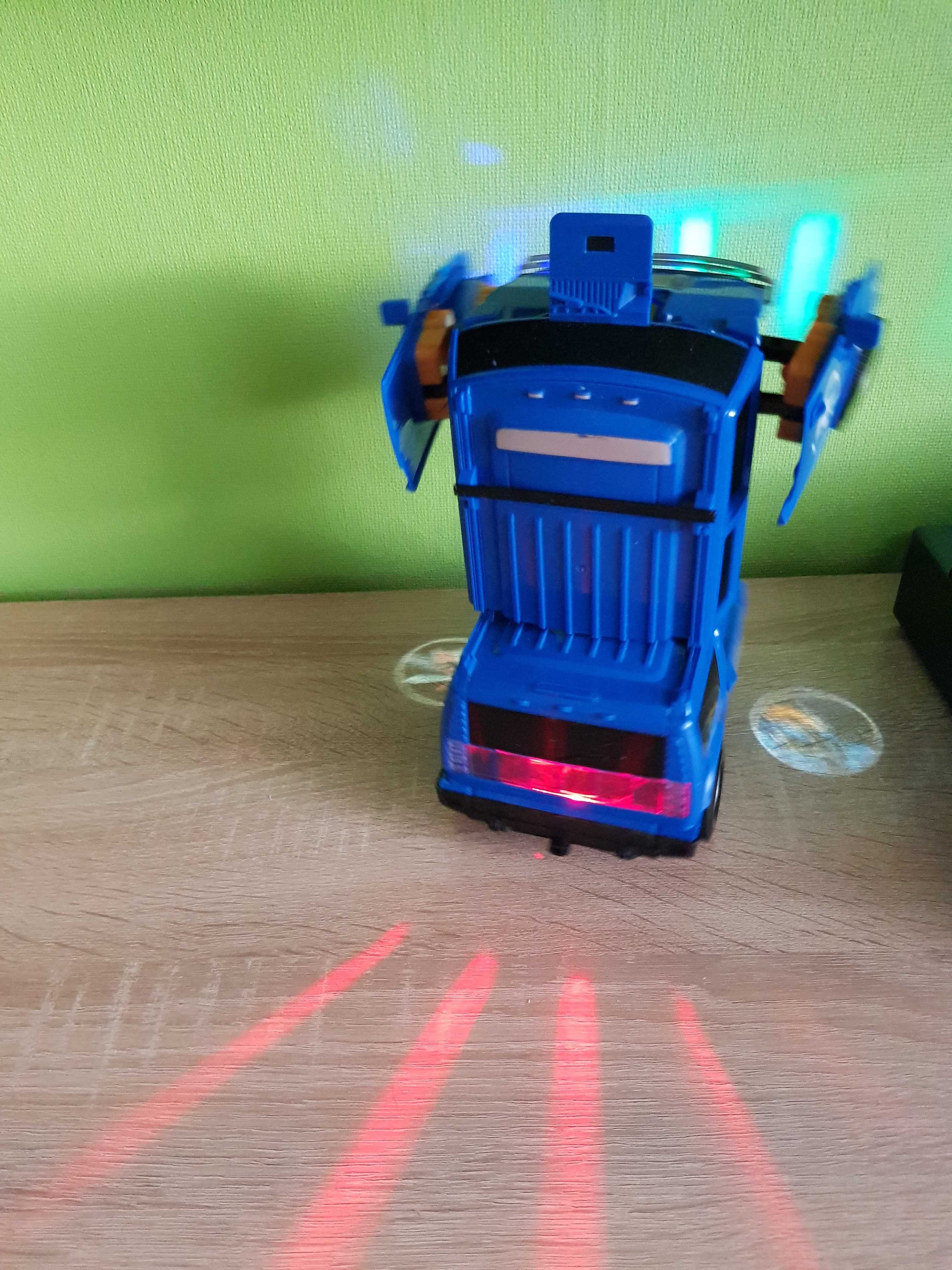 samochod ,auto/ robot