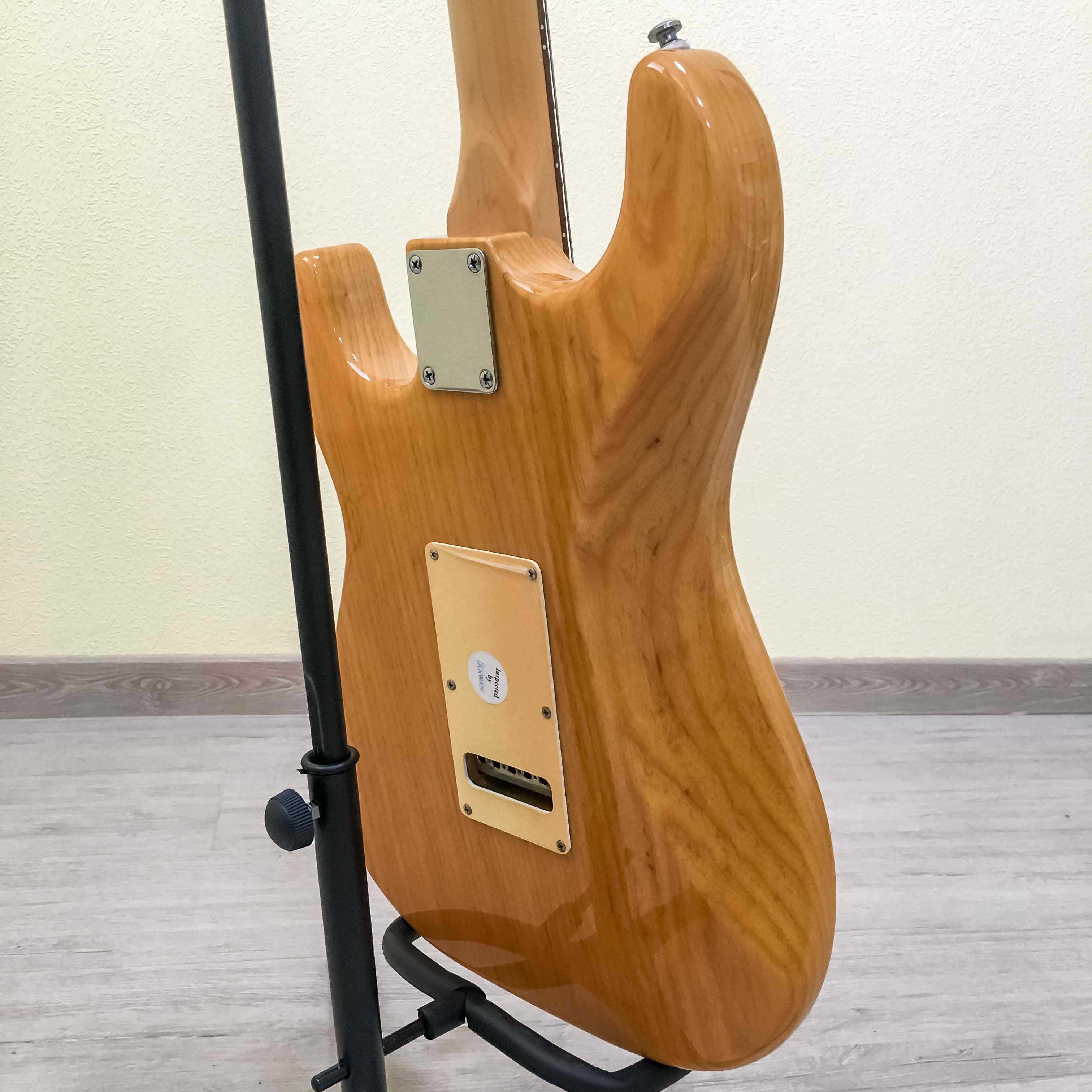 Увага розпродаж! Електрогітара G&L TRIBUTE LEGACY