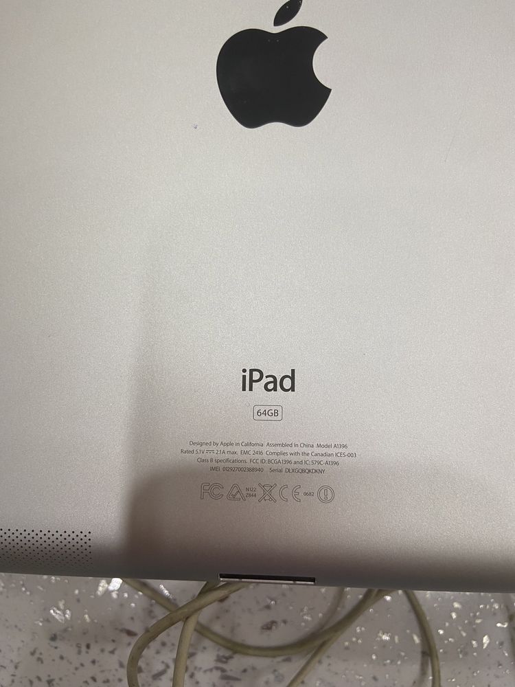 Срочно  терміново продам iPad 2 64 Гб в ідеальний стан !