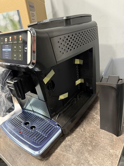 Кавомашина Philips 5500 нова! Заводське пакування!