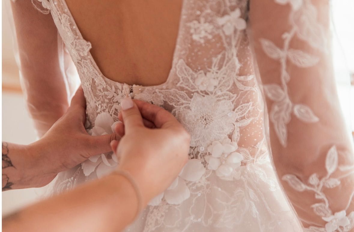 Suknia ślubna kwiaty 3D
