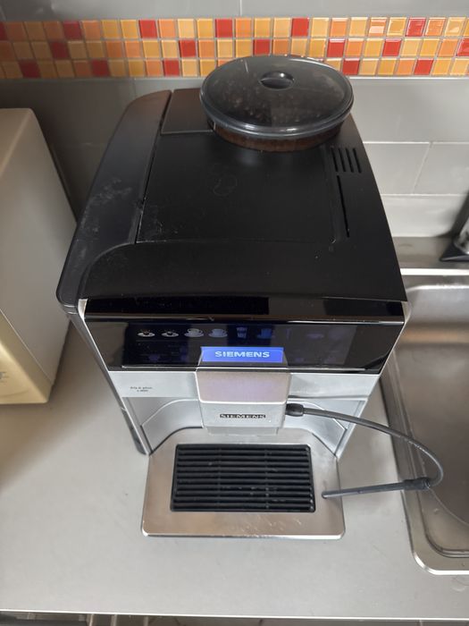 Ekspres do kawy Siemens EQ 6 plus s300