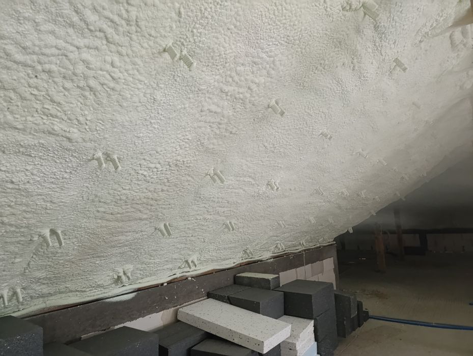 Ocieplenia pianką PUR, Piana, izolacja poddasza