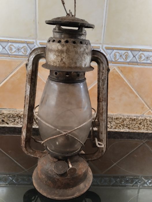 Lamparina muito antiga