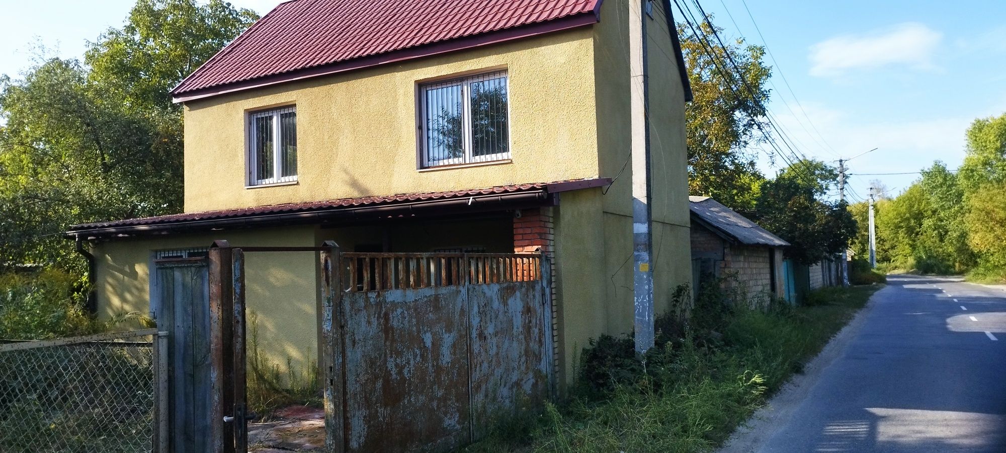 Будинок, земля під застройку