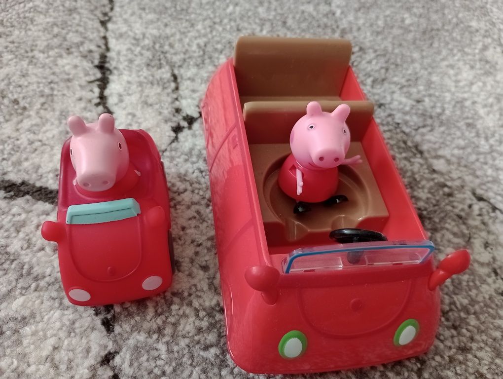 Samochód Peppy Zestaw z figurka Swinka Peppa Auto Peppy 06059