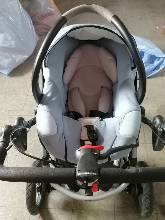 Trio Chicco Chassis + cadeira + ovinho