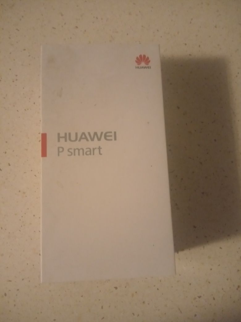 Pudełko od telefonu Huawei p smart