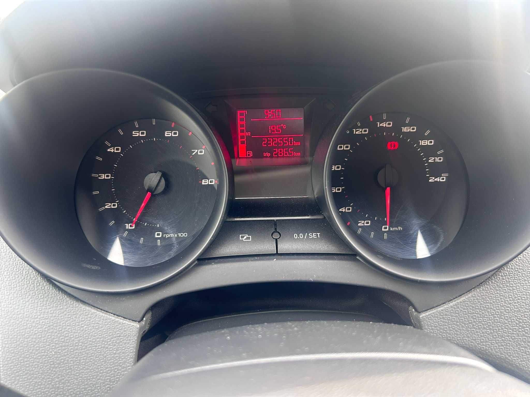 Seat Ibiza IV 1.2 4 benzyna klimatyzacja 5 drzwi, stan bardzo dobry.