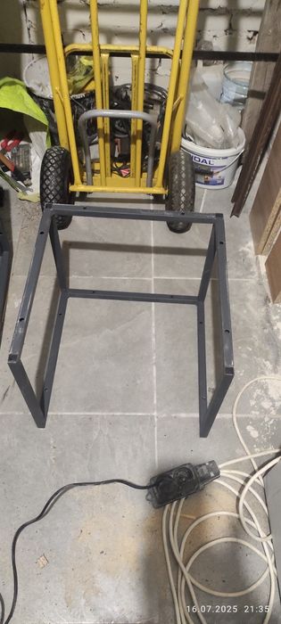 Металевий каркас 450*450*375. Труба 20*20