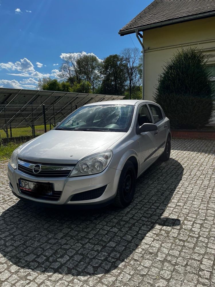 Opel Astra 2007 rok