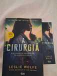 A cirurgiã de Leslie wolfe