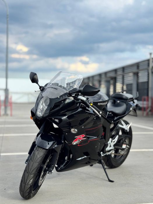 Hyosung GT 250R 2011. 16 тыс родной пробег. Идеальный. Инжекторный