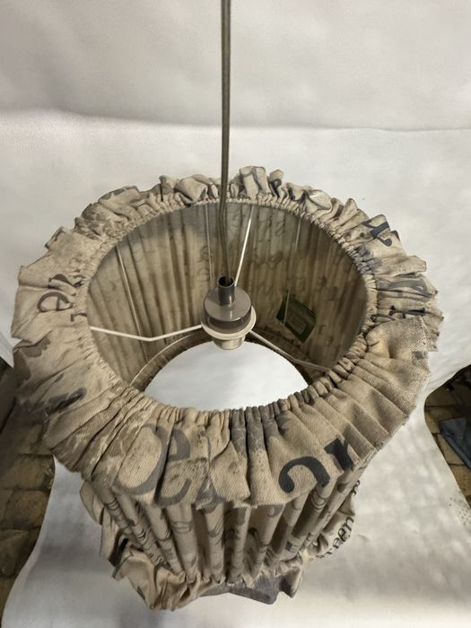Lampa kapelusz nowa