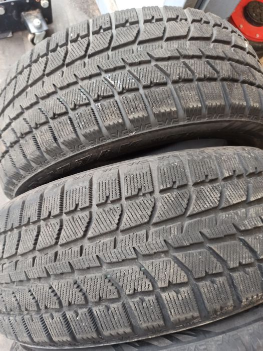 Зимняя резина 225/55 R17 Bridgestone Blizzak WS70