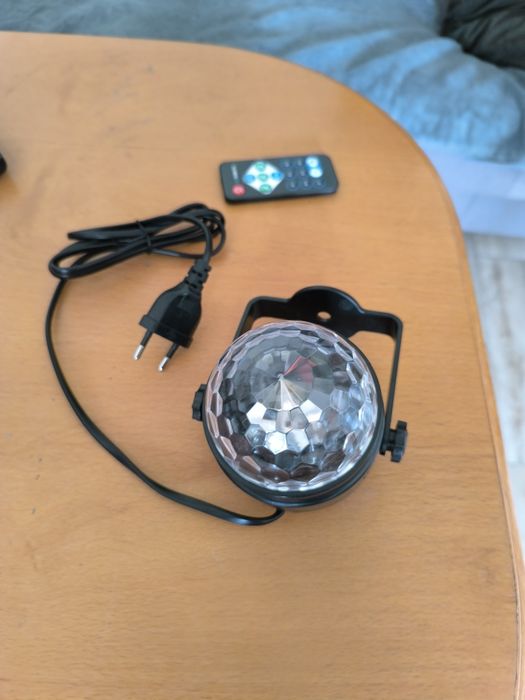Oświetlenie LED fiolet