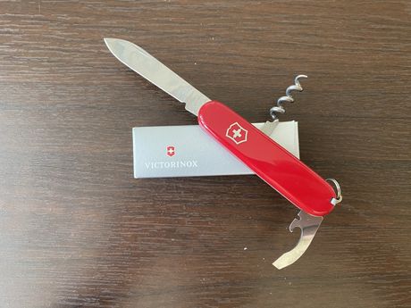 Швейцарский нож Victorinox Sportsman 0.3803