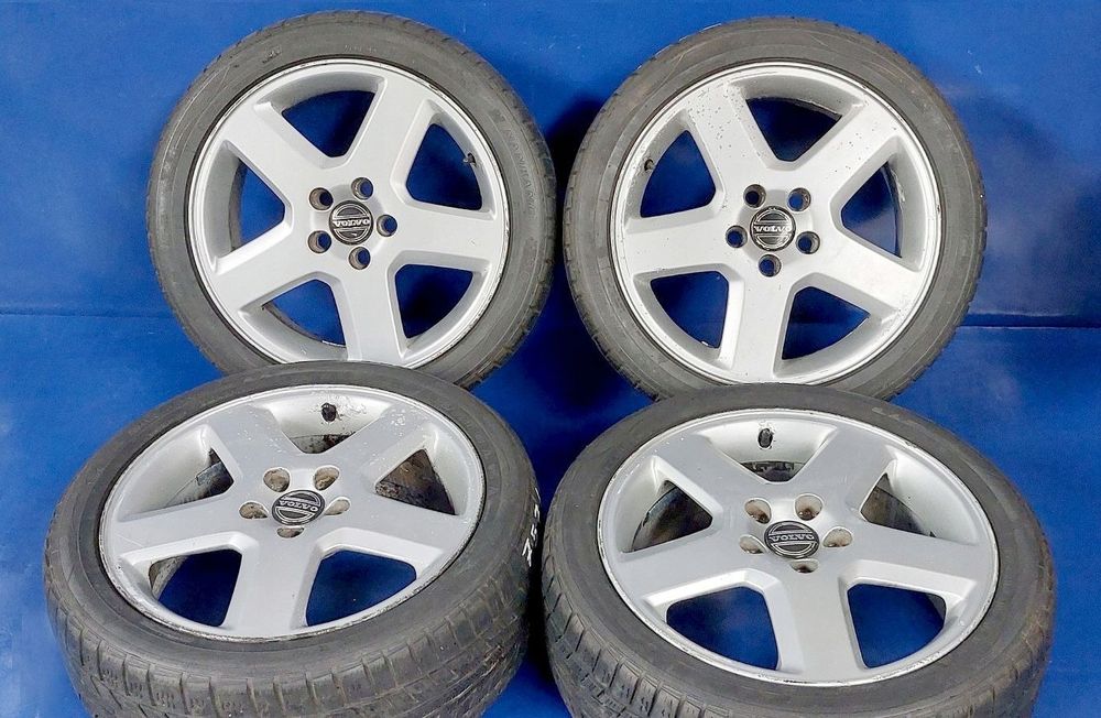 FELGI ALUMINIOWE VOLVO V50 S40 C30 17 5X108 7J ET52,5 30647089