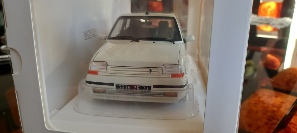 Renault 5 GT TURBO 1/18